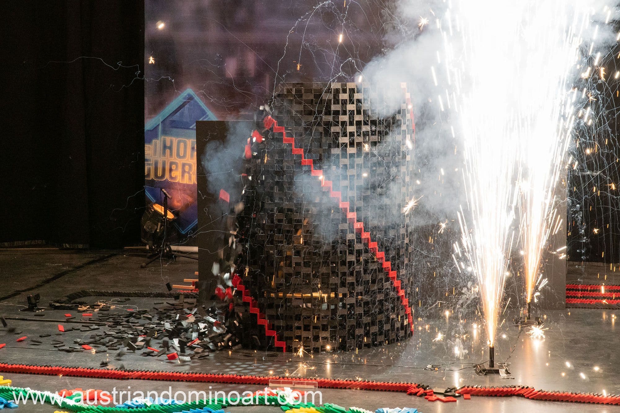 Image 2 of project El Hormiguero #2