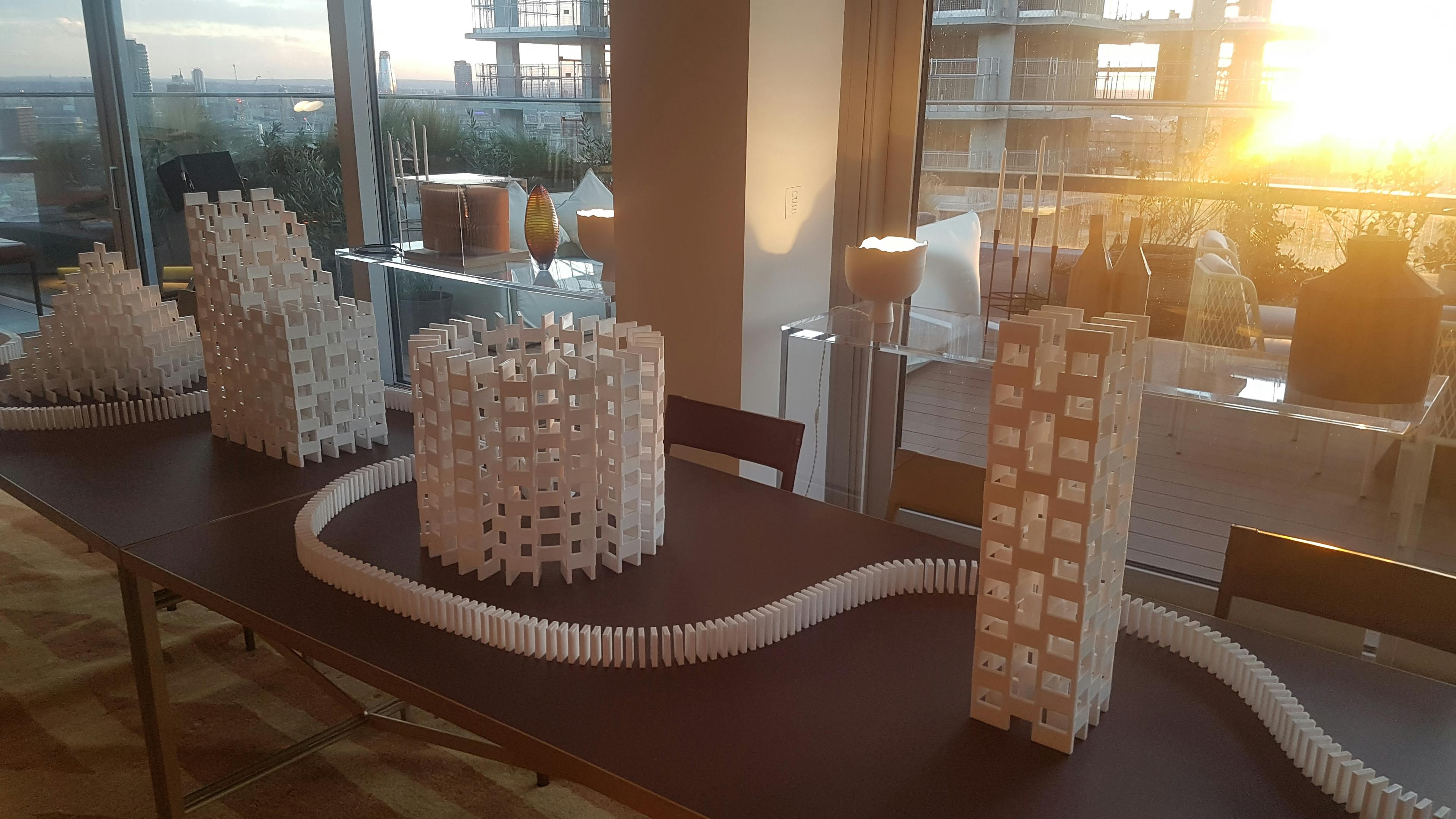 Various domino structures on a table